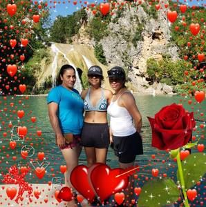 Meet your Posher, Iris